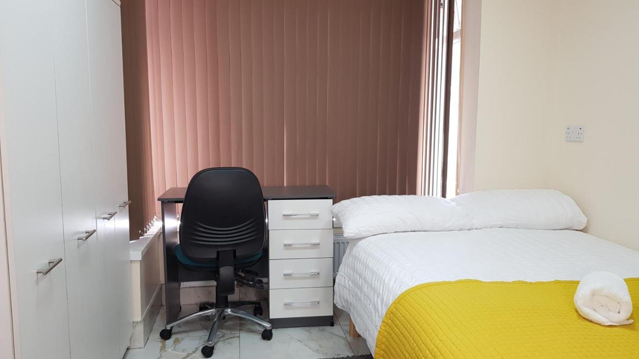 ברמינגהאם Double Ensuite Rooms Near City Centre מראה חיצוני תמונה