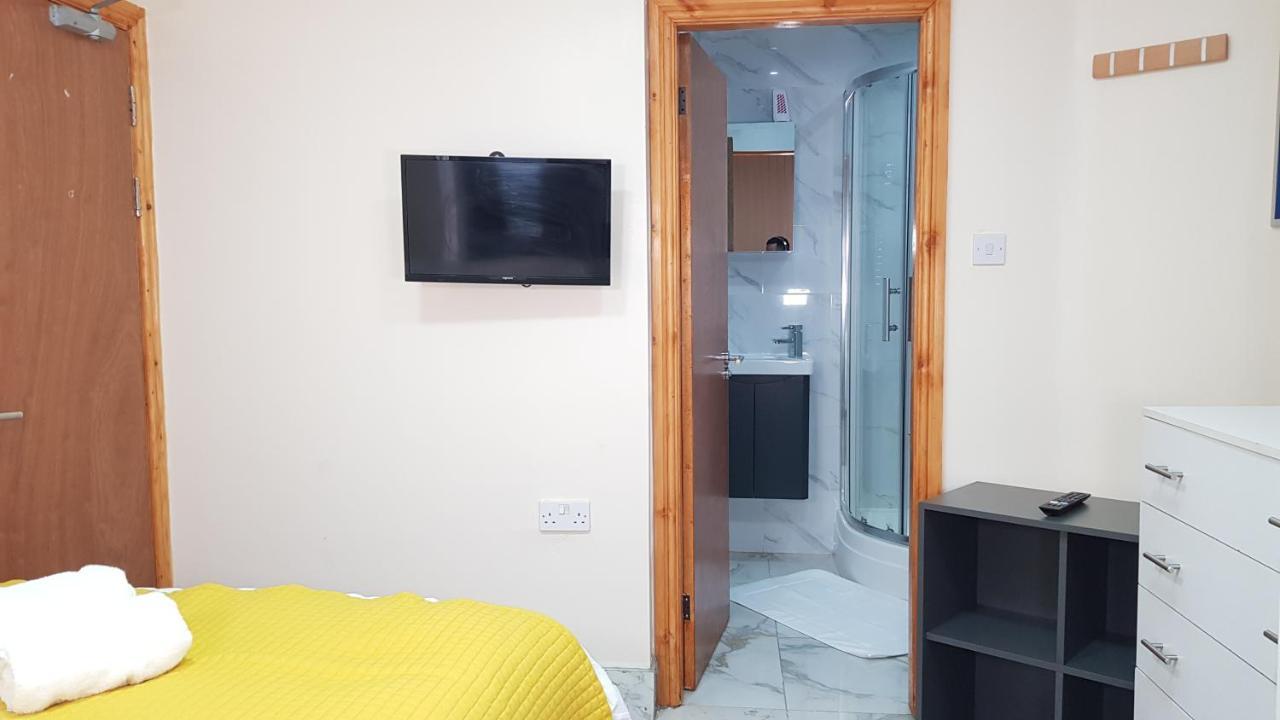 ברמינגהאם Double Ensuite Rooms Near City Centre מראה חיצוני תמונה